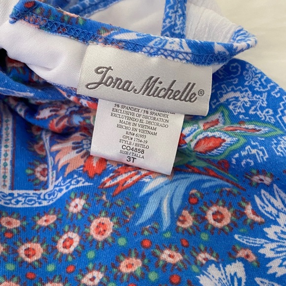 Jona Michelle Floral Dress - Picture 2 of 5